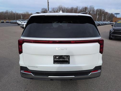 2026 Kia Carnival SX