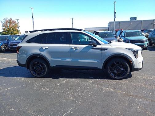 Wolf Gray 2026 Kia Sorento EX