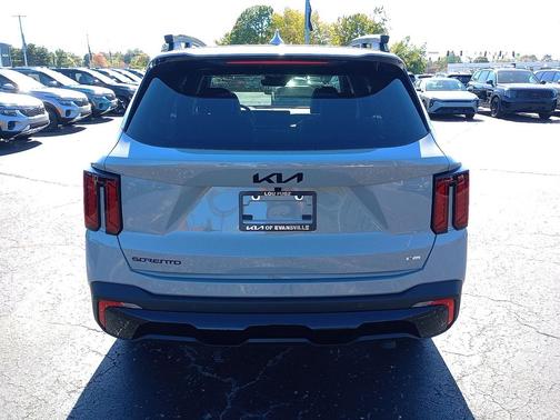 Wolf Gray 2026 Kia Sorento EX