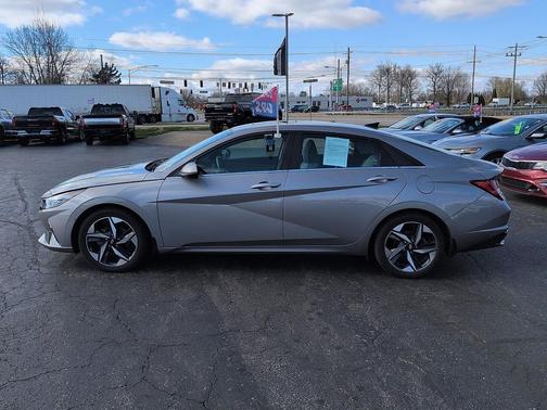 2023 Hyundai ELANTRA HEV Limited