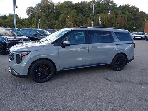 Ceramic Silver 2026 Kia Carnival SX Prestige