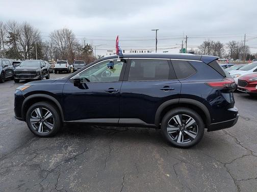 2026 Nissan Rogue SL