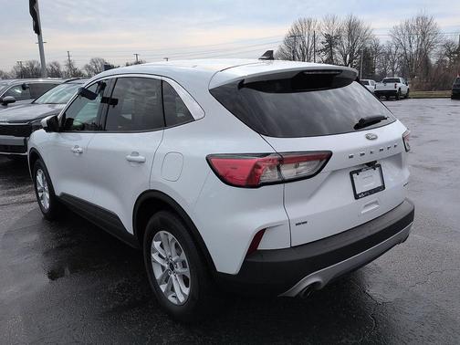 2021 Ford Escape SE