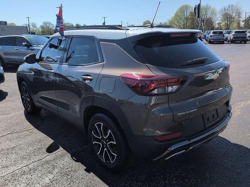 Zeus Bronze Metallic 2022 Chevrolet Trailblazer ACTIV