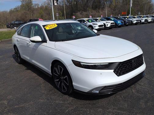 Platinum White Pearl 2023 Honda Accord Hybrid Touring
