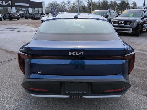 2025 Kia K4 EX