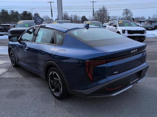 2025 Kia K4 EX
