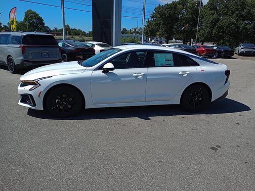 2026 Kia K5 LXS