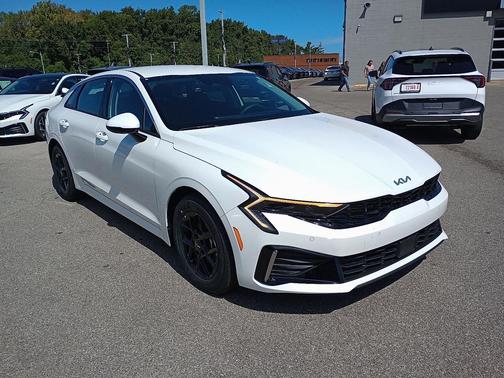 2026 Kia K5 LXS