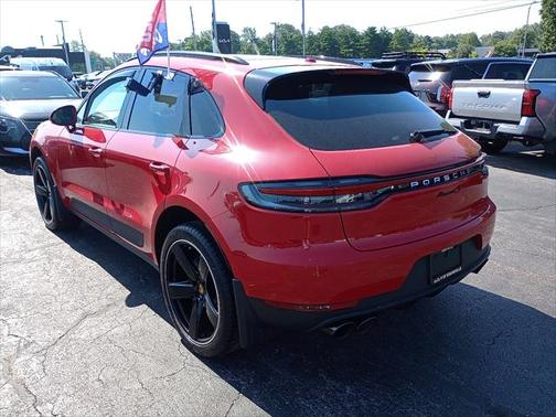 2021 Porsche Macan Base