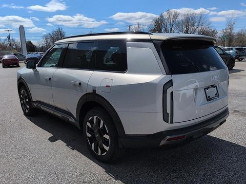 Ivory Silver 2027 Kia Telluride S