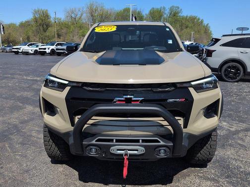 Sand Dune Metallic 2023 Chevrolet Colorado ZR2