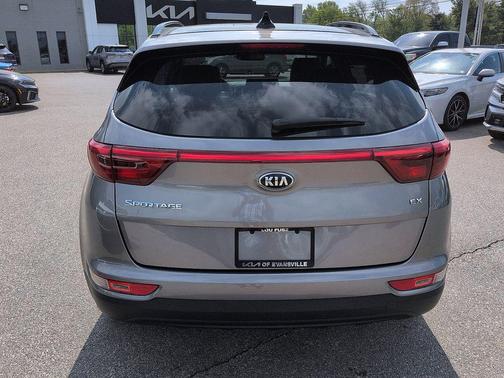 Mineral Silver 2019 Kia Sportage EX