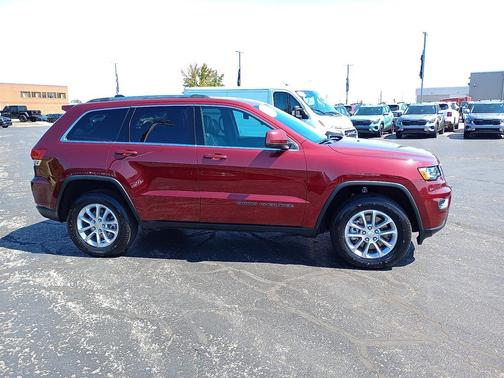 2021 Jeep Grand Cherokee Laredo
