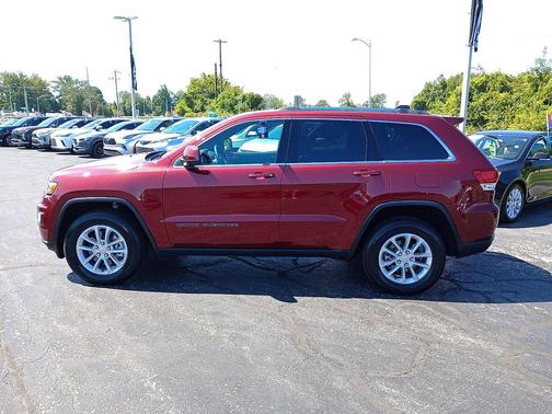 2021 Jeep Grand Cherokee Laredo