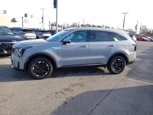2025 Kia Sorento S