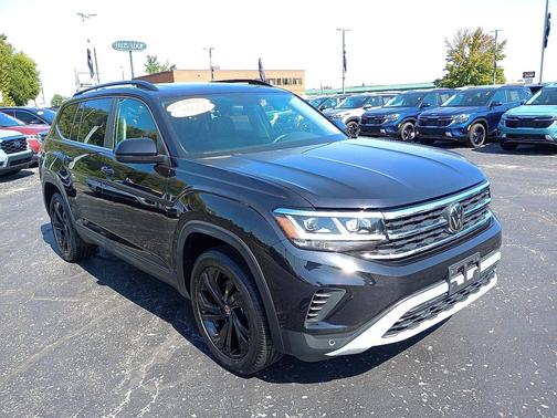 2023 Volkswagen Atlas 3.6L SE w/Technology