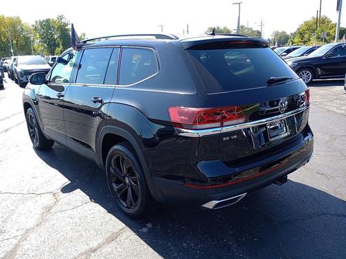 2023 Volkswagen Atlas 3.6L SE w/Technology
