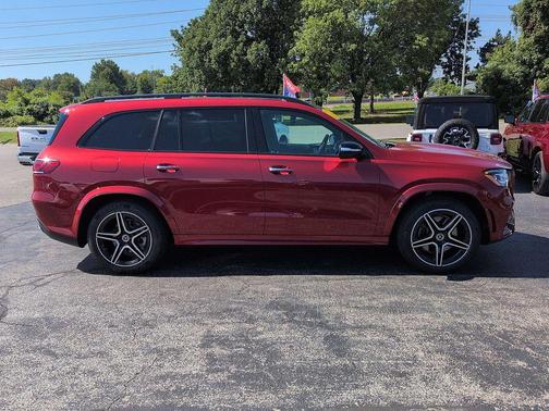MANUFAKTUR Cardinal Red Metallic 2023 Mercedes-Benz GLS 450 4MATIC