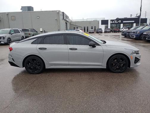 2023 Kia K5 GT-Line