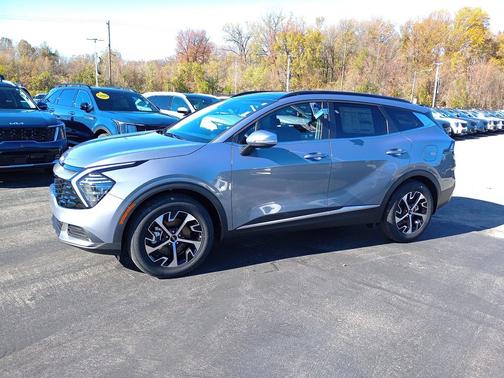 2025 Kia Sportage EX