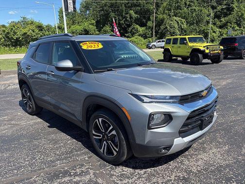 Sterling Gray Metallic 2023 Chevrolet Trailblazer LT