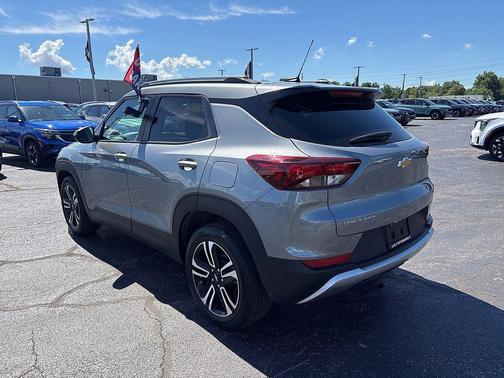 Sterling Gray Metallic 2023 Chevrolet Trailblazer LT