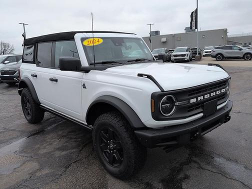 2024 Ford Bronco Black Diamond