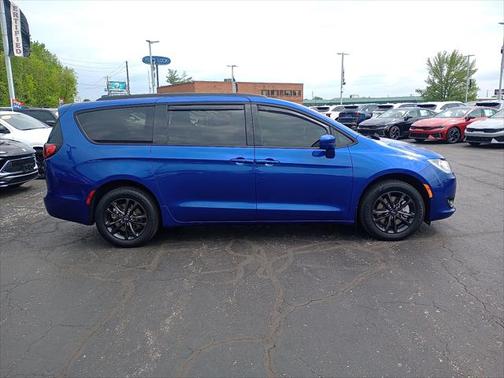 2020 Chrysler Pacifica L