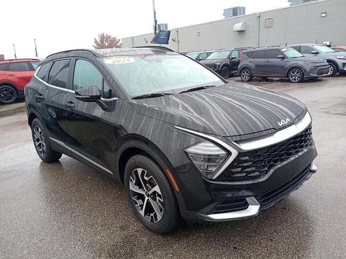 2025 Kia Sportage EX