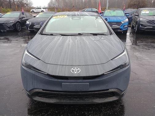 2024 Toyota Prius LE
