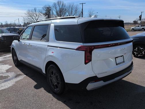 2026 Kia Carnival Hybrid EX