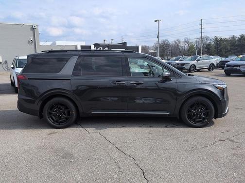 Panthera Metal 2026 Kia Carnival SX