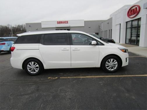 2016 Kia Sedona LX