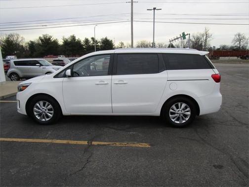 2016 Kia Sedona LX