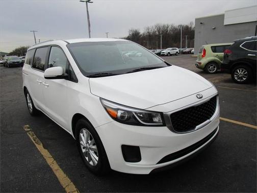 2016 Kia Sedona LX