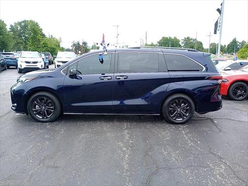 2024 Toyota Sienna XSE 7 Passenger