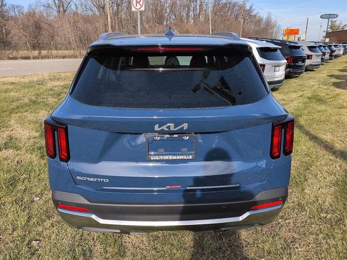 2026 Kia Sorento S