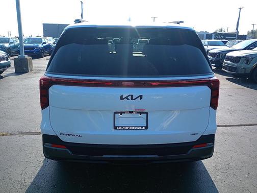 2026 Kia Carnival Hybrid SX