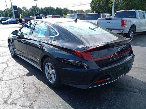 2023 Hyundai SONATA SE