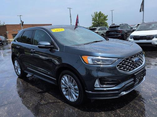 Atlas Blue Metallic 2022 Ford Edge Titanium