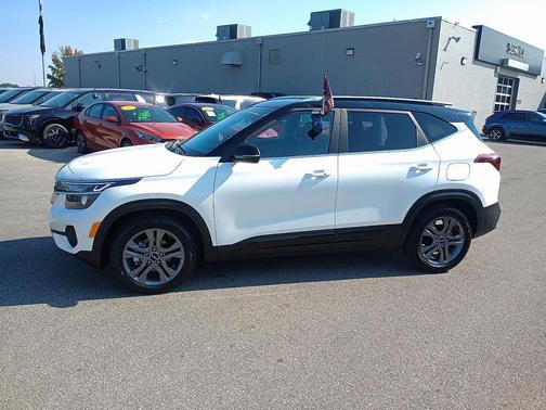 2023 Kia Seltos S