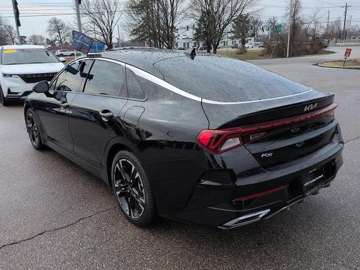 2022 Kia K5 GT-Line