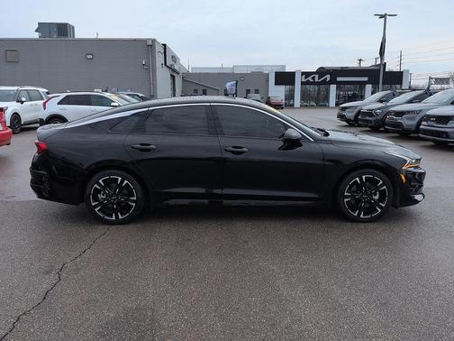 2022 Kia K5 GT-Line