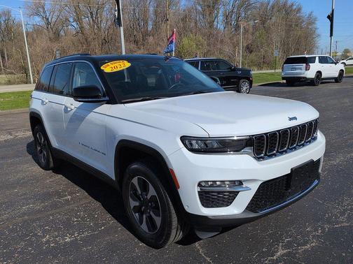 2022 Jeep Grand Cherokee 4xe Base