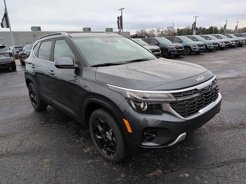 Gravity Gray 2026 Kia Seltos EX