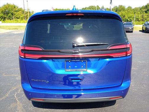 2021 Chrysler Pacifica Touring
