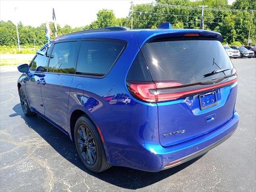 2021 Chrysler Pacifica Touring