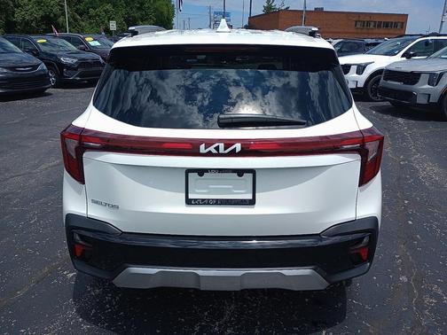 2025 Kia Seltos S