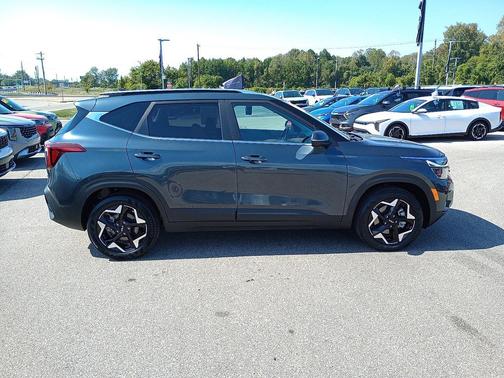 2024 Kia Seltos EX